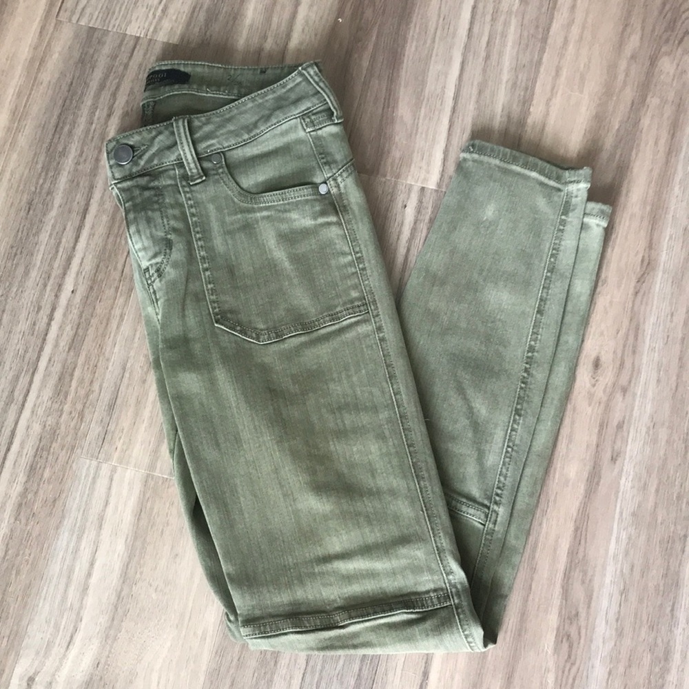 Liverpool moto/cargo ankle jeans